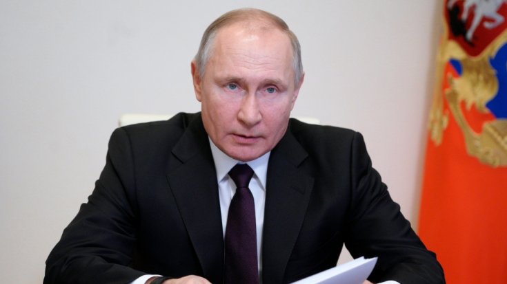 Putin Suriye'deki ABD ve Türkiye birliklerini eleştirdi Putin Suriye'deki ABD ve Türkiye birliklerini eleştirdi