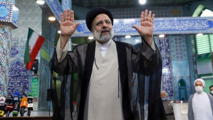 Resmi olmayan sonuçlara göre İran'ın 8. Cumhurbaşkanı İbrahim Reisi oldu
