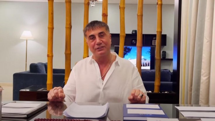Sedat Peker'in hedefinde yine Süleyman Soylu var: Bir akrabası var, nasıl olur da imar geliştirmelerin hepsi onun elinden geçiyor? Sedat Peker'in hedefinde yine Süleyman Soylu var: Bir akrabası var, nasıl olur da imar geliştirmelerin hepsi onun elinden geçiyor?