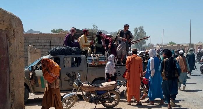 Taliban bir kenti daha kontrol altına aldı Taliban bir kenti daha kontrol altına aldı
