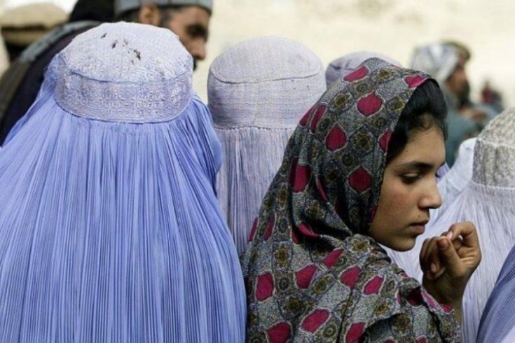 Taliban, kız çocuklarının orta eğitime geri dönebilmesi için ulemadan görüş bekliyor Taliban, kız çocuklarının orta eğitime geri dönebilmesi için ulemadan görüş bekliyor