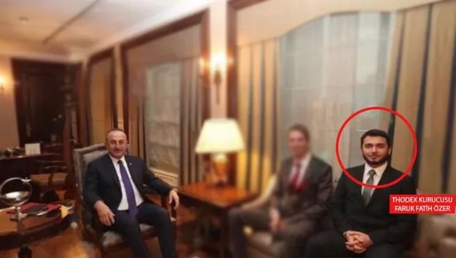 Thodex’in kurucusuyla fotoğrafı çıkan Çavuşoğlu'ndan açıklama: Tanımıyorum