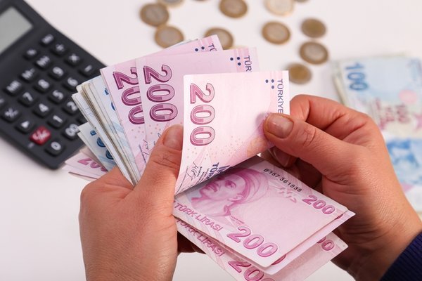 TL'nin reel değeri, 2001 krizinin de gerisine düştü TL'nin reel değeri, 2001 krizinin de gerisine düştü