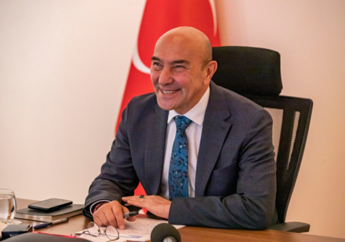 Tunç Soyer: Gediz’in Ege Denizi’ne pırıl pırıl akması mümkün Tunç Soyer: Gediz’in Ege Denizi’ne pırıl pırıl akması mümkün