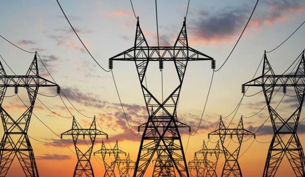 Türkiye genelinde elektrik kesintisi yaşanıyor Türkiye genelinde elektrik kesintisi yaşanıyor