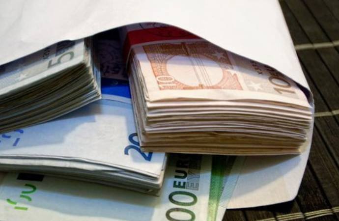 Türkiye kara para konusunda gri listeye alındı Türkiye kara para konusunda gri listeye alındı
