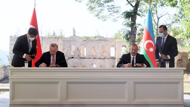 Türkiye ve Azerbaycan arasında 'Şuşa Beyannamesi' imzalandı