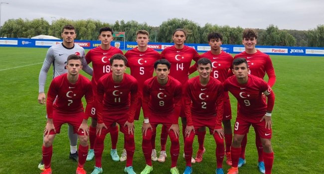 U18 Milli Takımı, İspanya'ya 3-0 mağlup oldu