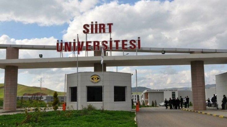 Üniversitede sınavsız müdür ve kişiye özel ilan