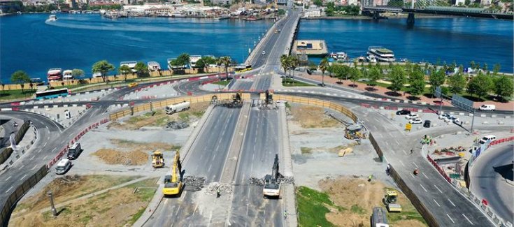 Unkapanı Köprüsü’nün yıkımı tamamlanıyor Unkapanı Köprüsü’nün yıkımı tamamlanıyor