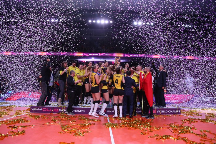 VakıfBank dördüncü kez dünya şampiyonu oldu VakıfBank dördüncü kez dünya şampiyonu oldu