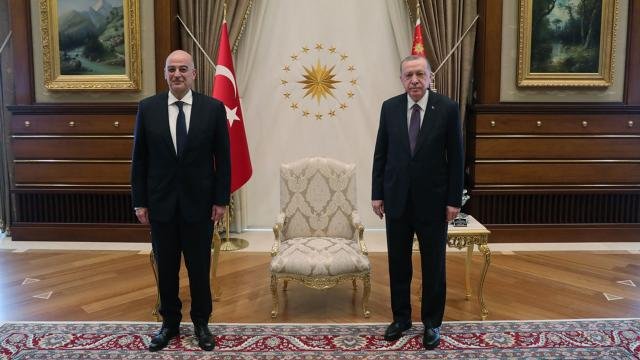 Yunanistan Dışişleri Bakanı Dendias, Erdoğan'la bir araya geldi Yunanistan Dışişleri Bakanı Dendias, Erdoğan'la bir araya geldi