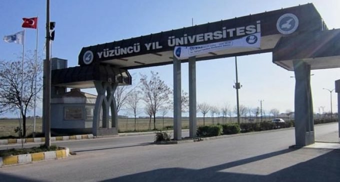Yüzüncü Yıl Üniversitesi’nde öğrenciye 'ajanlık' baskısı Yüzüncü Yıl Üniversitesi’nde öğrenciye 'ajanlık' baskısı