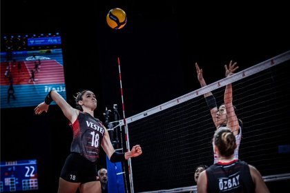 A Milli Kadın Voleybol Takımı, Japonya’ya 3-1 yenildi