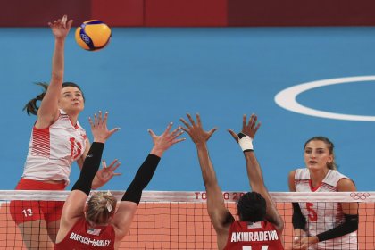 A Milli Kadın Voleybol Takımımız ABD'ye 3 - 2 yenildi