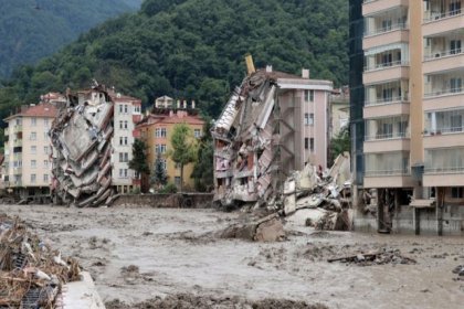 AFAD açıkladı; sel felaketinde Kastamonu'da 48, Sinop'ta 8, Bartın'da 1 toplamda 57 vatandaşımız hayatını kaybetti