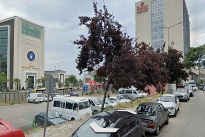 AKP’li belediye kültür merkezini yıkıp otopark yaptı