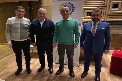AKP’li yöneticiden firari Galip Öztürk’e plaket