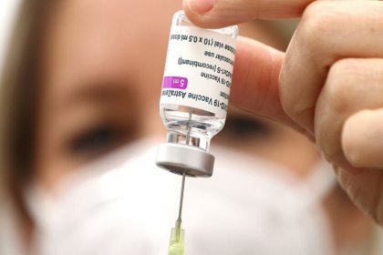 Almanya’da Oxford-AstraZeneca aşısı 60 yaş altı için kısıtlandı