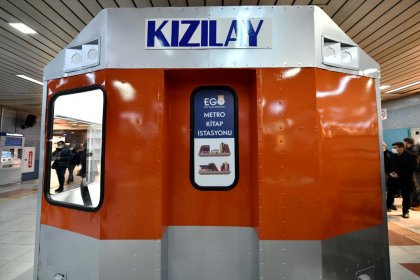 Ankara Büyükşehir Belediyesi'nden Metro Kitap İstasyonu