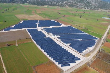 Antalya Büyükşehir Belediyesi'nden çiftçiye enerji desteği