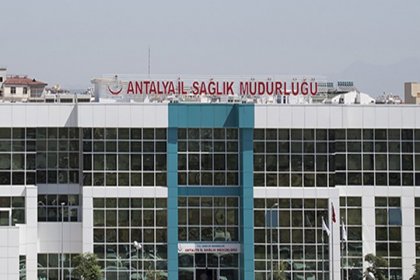 Antalya'da sağlık emekçilerinin izinleri durduruldu