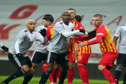 Beşiktaş, Hes Kablo Kayserispor'u sahasında 2-0 yendi