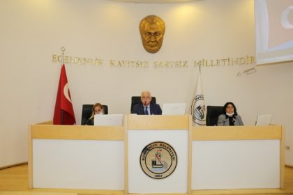 Burhaniye Belediye Başkanı Ali Kemal Deveciler: Kimse belediyeden rant sağlamak için kurnazlık yapmasın
