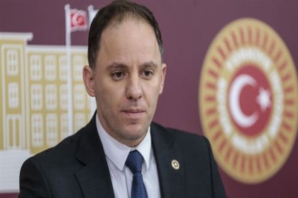 CHP'li vekil açıkladı: Hazine ve Maliye Bakanlığı'nın daire başkanı, TÜPRAŞ'ın yönetim kurulu üyeliğinden 52 bin TL aylık alıyor