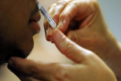 Çin, Covid-19 salgınına karşı geliştirdiği burun spreyi aşısında son aşamaya geldi