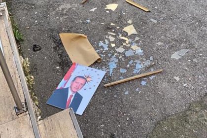 Erdoğan'ın fotoğrafını yere atan kişi tutuklandı