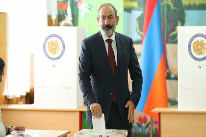 Ermenistan'da seçimi Paşinyan'ın partisi kazandı