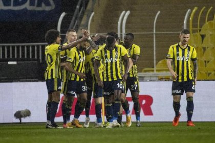 Fenerbahçe, Çaykur Rizespor'u 1-0 mağlup etti