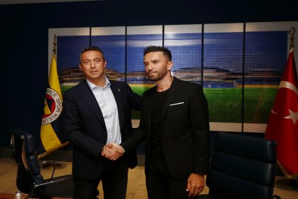 Fenerbahçe, Gökhan Gönül ile yolları ayırdı