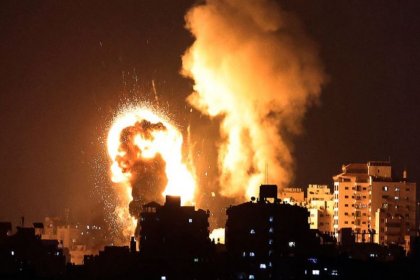Gazze'deki hava saldırılarında 9'u çocuk 25 kişinin hayatını kaybettiği açıklandı