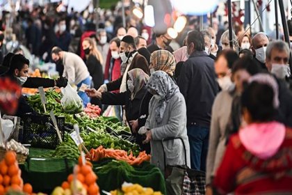 Gıda fiyatları son bir yılda yüzde 37,6 oranında arttı