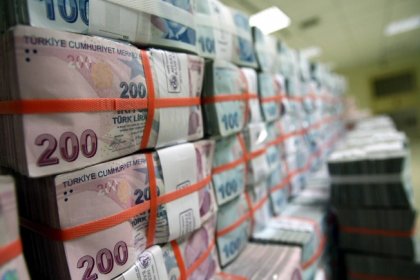Hazine 8,7 milyar TL borçlandı