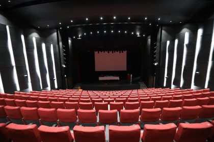 İBB Şehir Tiyatroları Müze Gazhane'de
