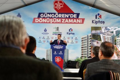 İmamoğlu: Bazı siyasi simsarlar, bazı işlerin olmasını engellemek için ellerinden geleni yapıyor