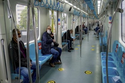 İmamoğlu duyurdu: İstanbul metrosuna internet geliyor