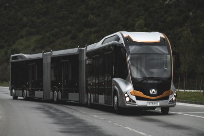 İstanbul'a 160 yeni metrobüs aracı