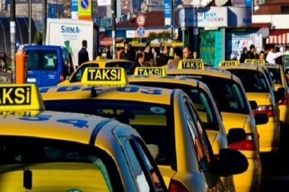 İstanbul'da yolcu seçen 6 taksiye trafikten men cezası