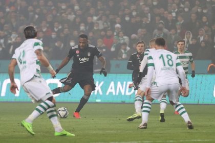 İttifak Holding Konyaspor, Beşiktaş'ı 1-0 yendi