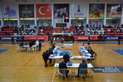 İzmir Büyükşehir Belediyesi’nden 'S plaka' ihalesi