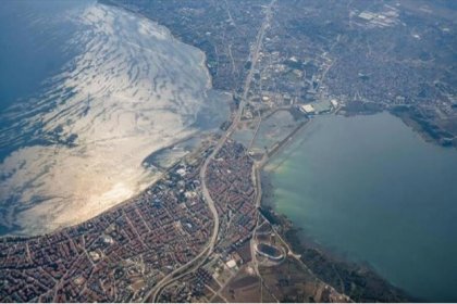'Kanal İstanbul devreye girdiğinde Avrupa yakasını besleyen suyun yüzde 65'i devre dışı kalacak'