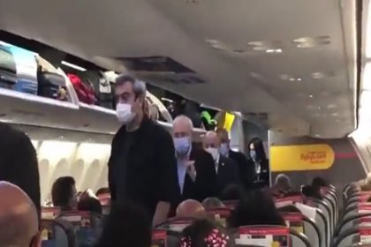 Kılıçdaroğlu uçakta yurttaşlarla birlikte seyahat etti