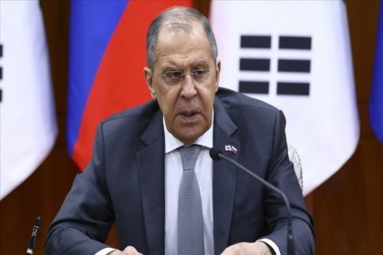 Lavrov: Türkiye, Ukrayna’nın militarist düşüncelerini desteklemeyi bırakmalı