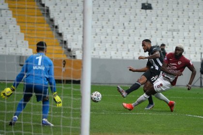 Lider Beşiktaş, Atakaş Hatayspor'u 7-0 yendi