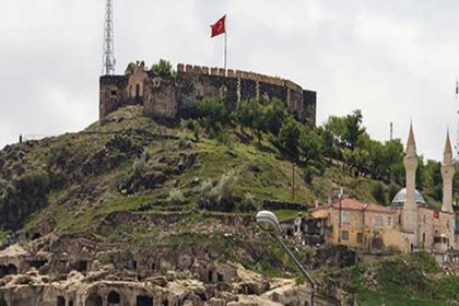Mahkeme, Nevşehir Kale ve çevresi yenileme kararının yürütmesini durdurdu