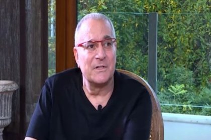 Mehmet Ali Erbil: Bizi üvey babaya ezdirdiği için annemi sevemedim
